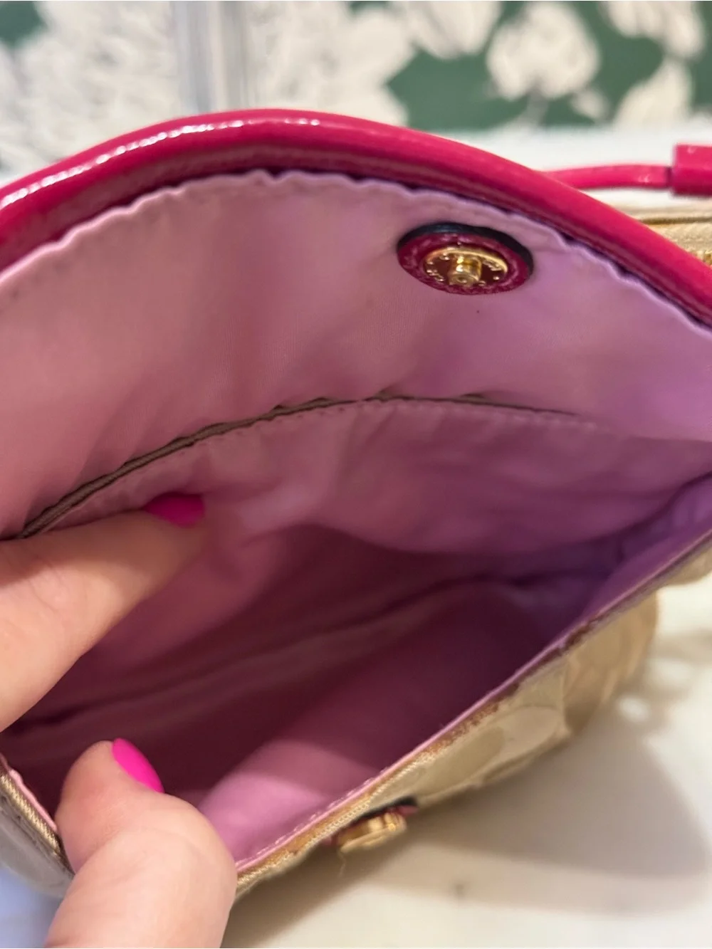 Coach Rare Poppy Tan Signature Canvas Crossbody with Pink Trim EUC